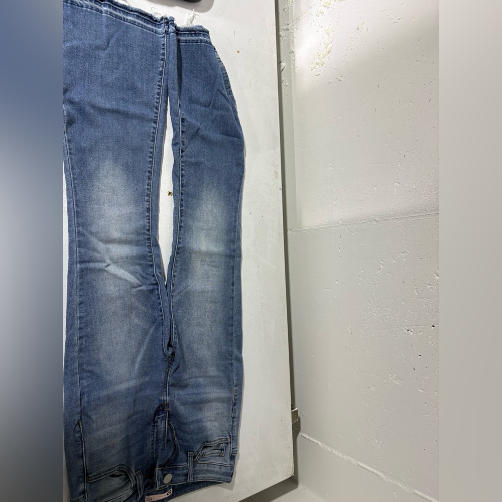 SO Women's Skinny Jeans in Faded Blue
